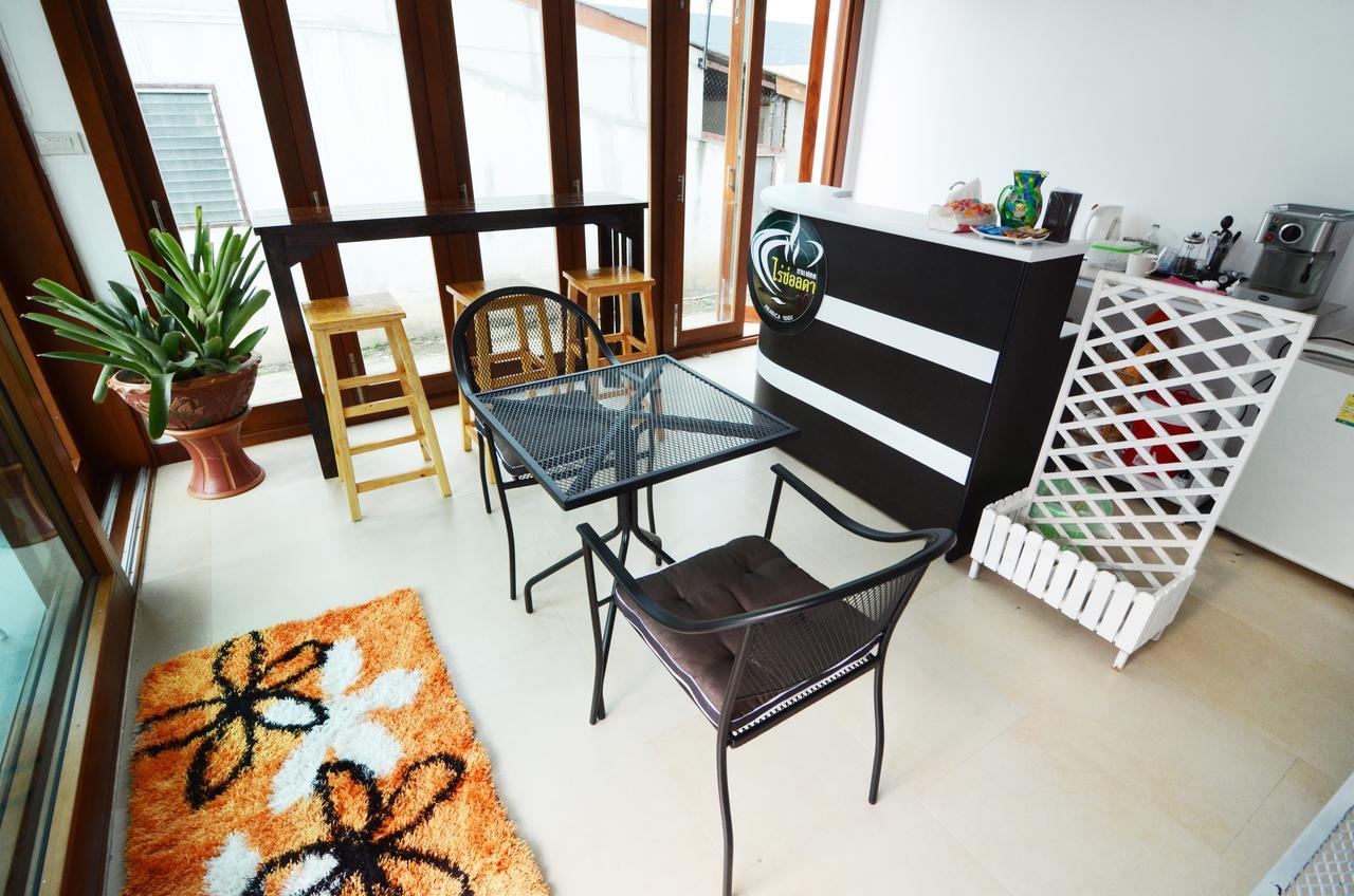 Lanna Thai Hostel Chiang Mai Exterior photo